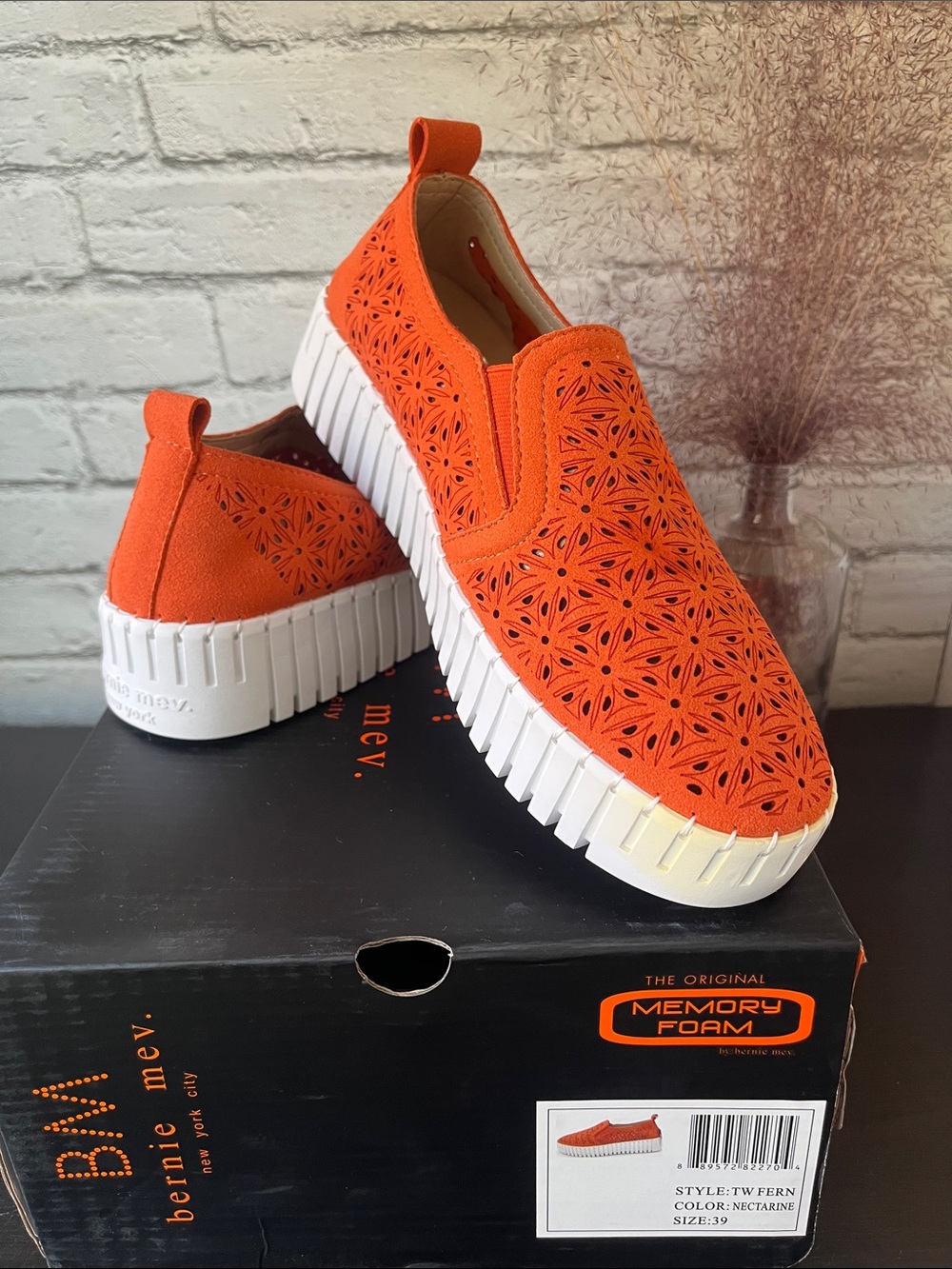Bernie Mev Women TW Fern Nectarine Orange Slip-On Platform Sneakers eu.39 U.S. 8
